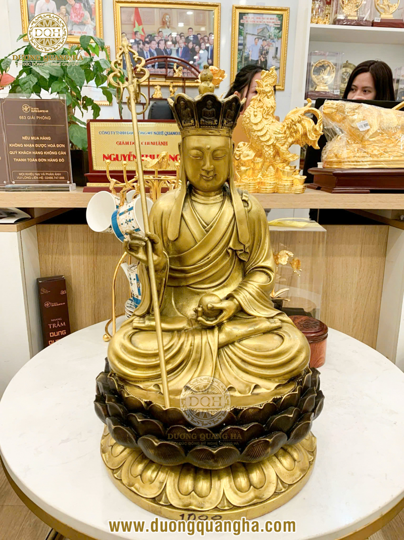 tượng địa tạng bồ tát